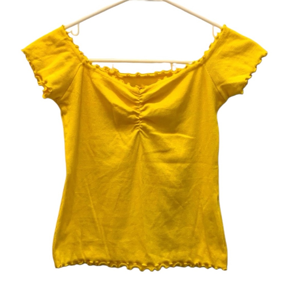 Hollister girls yellow shirt